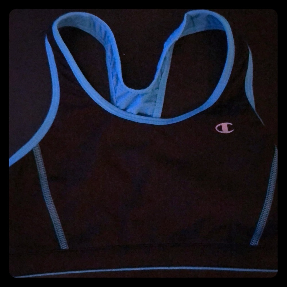 Reversible sports bra